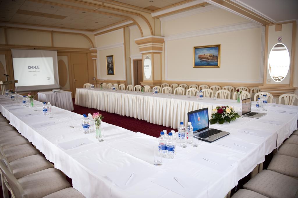 Hotel Victory Pristina Kültér fotó