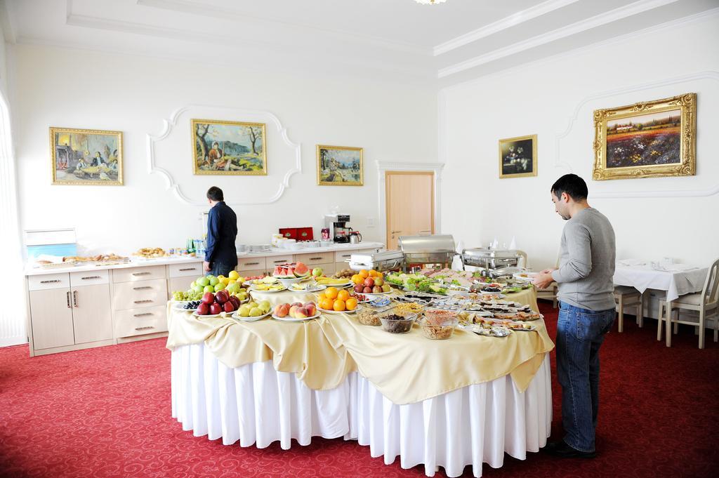 Hotel Victory Pristina Kültér fotó